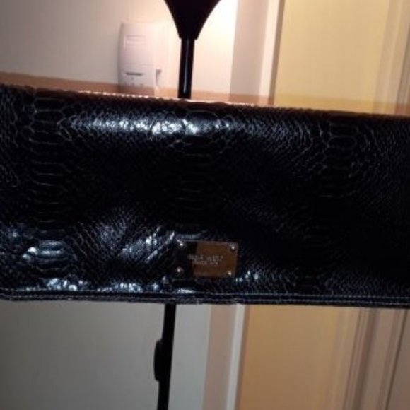 CLUTCH NINE WEST PURSE - Picture 2 of 5